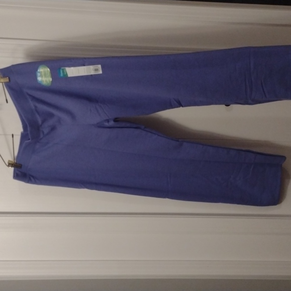 NEW Hanes Comfort Soft Petite pants